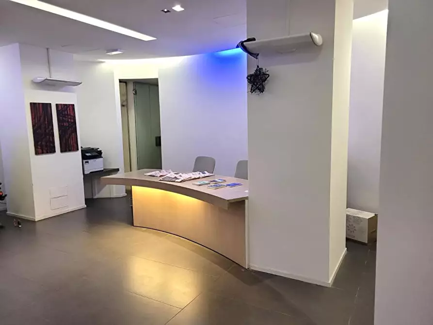 Immagine 16 di Ufficio in affitto  in CORSO SEMPIONE  43 a Milano