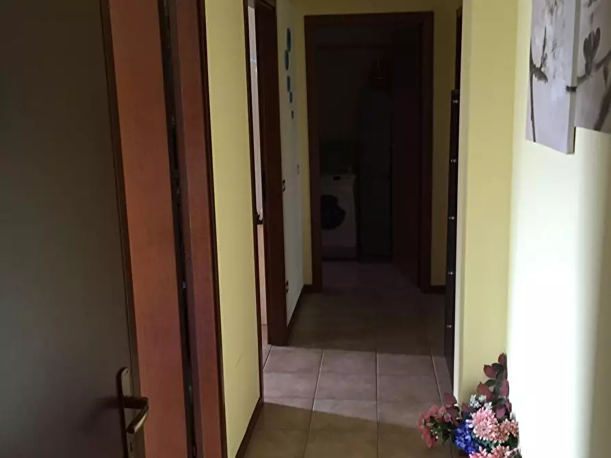 Immagine 5 di Appartamento in vendita  a Sannazzaro De' Burgondi