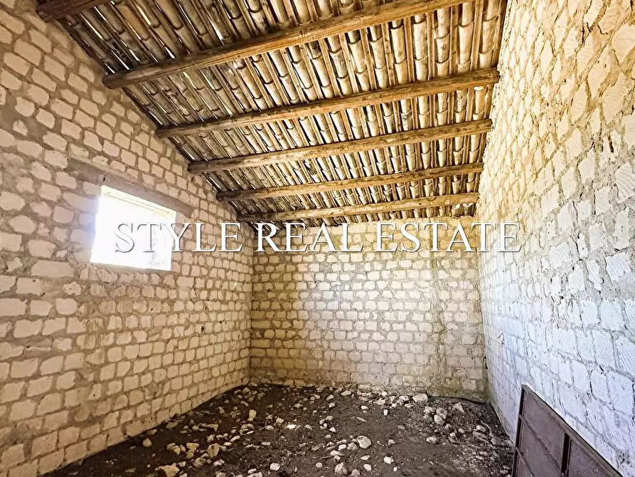 Immagine 13 di Rustico / casale in vendita  in strada falabia a Palazzolo Acreide