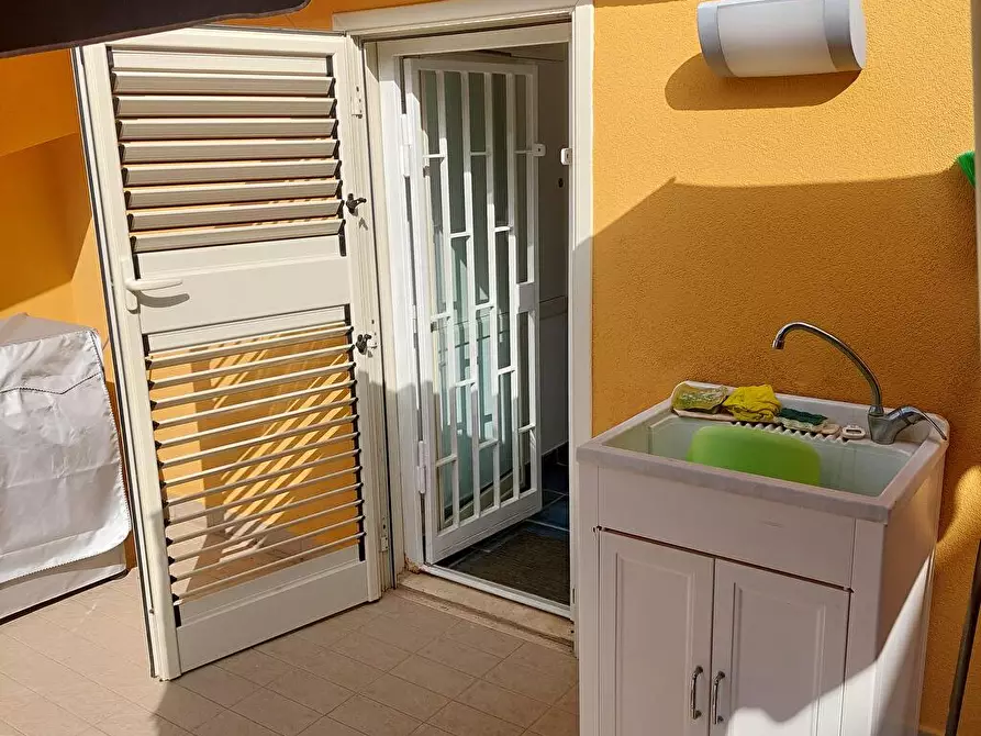 Immagine 11 di Villetta a schiera in affitto  in Via lungomare residence Solaria San Saba 93 a Messina