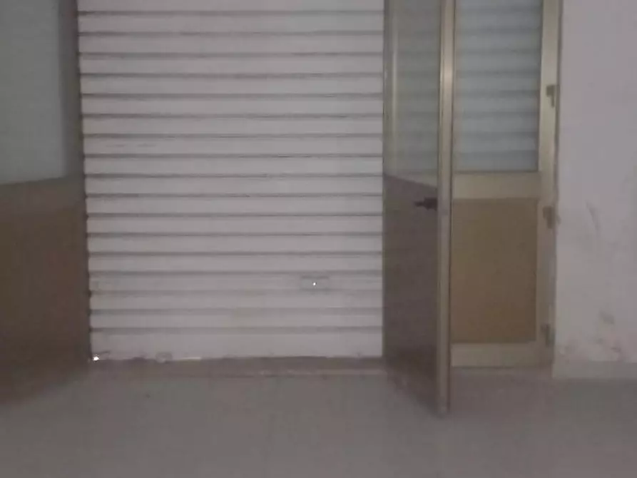 Immagine 11 di Palazzo in vendita  in via gorizia 42 a Barletta