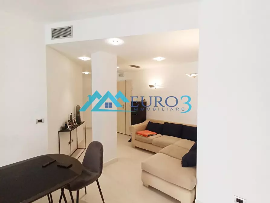 Immagine 4 di Appartamento in vendita  in lungomare snc a San Benedetto Del Tronto