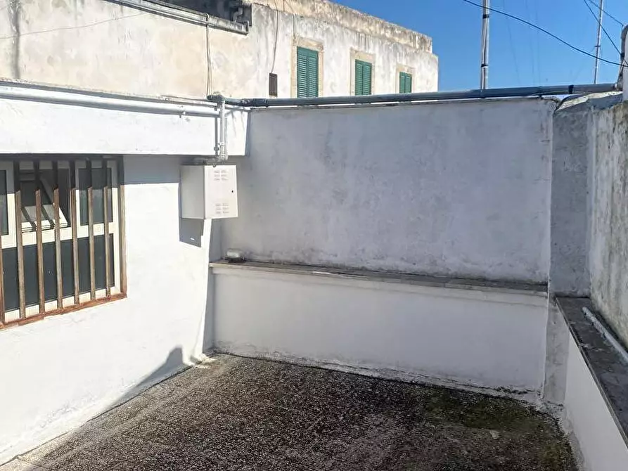 Immagine 14 di Camera in affitto  in vico Massarenghi 23 a Bitonto