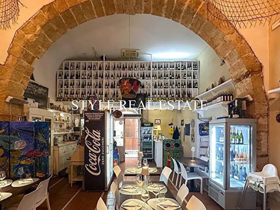 Immagine 14 di Bar / Ristorante in vendita  in Via Giuseppe Maria Capodieci 6 a Siracusa