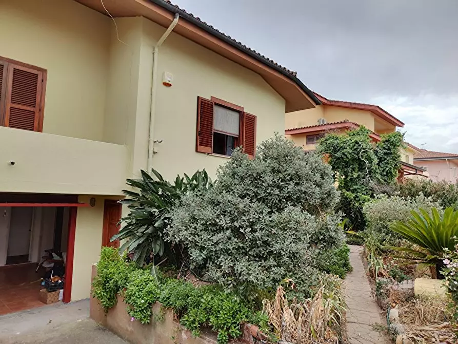 Immagine 3 di Villa in vendita  in Via Paganini  5 a Santa Giusta
