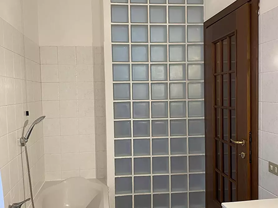 Immagine 19 di Appartamento in affitto  in VIA GAETANA AGNESI  2 a Monza