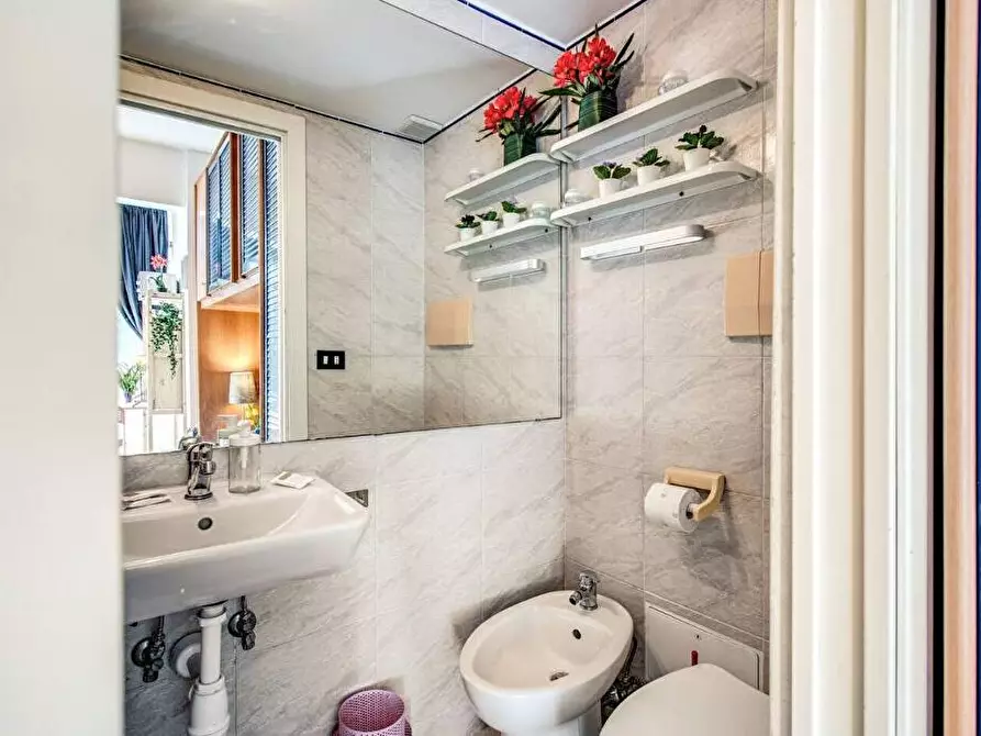 Immagine 4 di Appartamento in affitto  a Roma