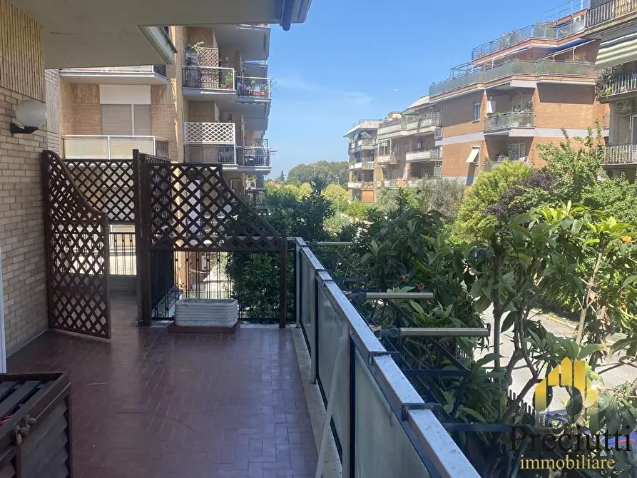 Immagine 19 di Appartamento in vendita  in VIA VINCENZO VELA 35 a Roma