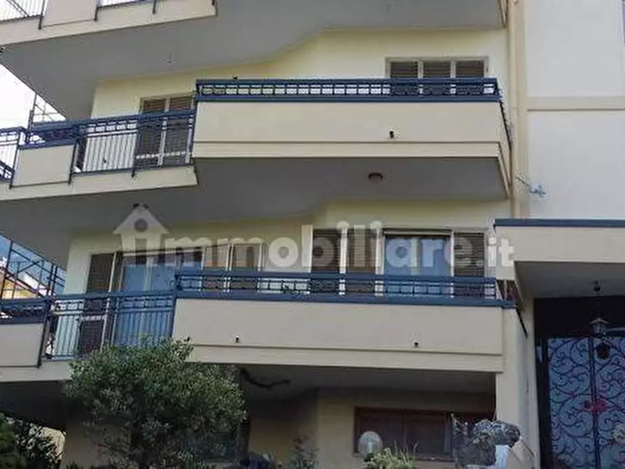 Immagine 1 di Casa semindipendente in vendita  in Viale Giovanni Paolo II 11 a Sarno