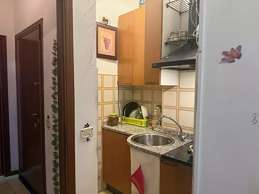 Immagine 2 di Appartamento in vendita  a Reggio Nell'emilia