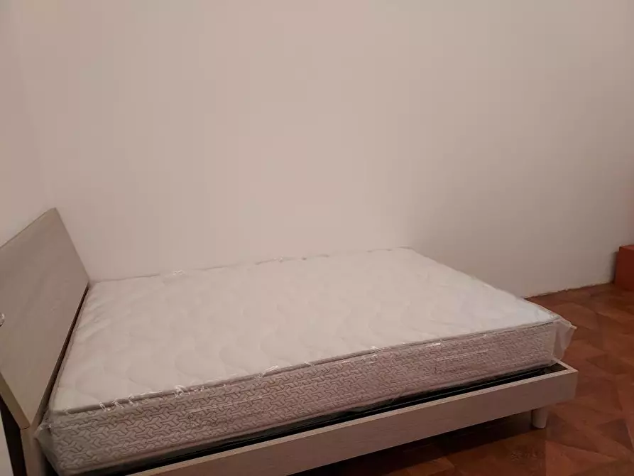 Immagine 4 di Camera in affitto  in Via Petrarca  3 a Gorizia