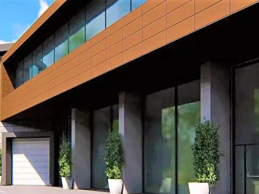 Immagine 2 di Locale commerciale in vendita  in VIA TRE SCALINI 6 a Rapallo