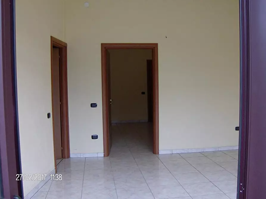 Immagine 3 di Attività commerciale in affitto  in via Palermo  39/C a Castrolibero