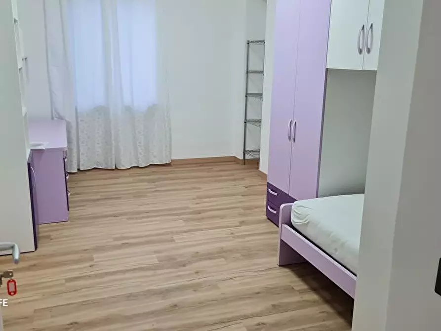 Immagine 1 di Camera in affitto  a Torino