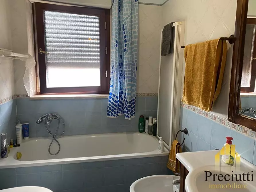 Immagine 15 di Appartamento in vendita  in VIA NOSATE 71 a Roma