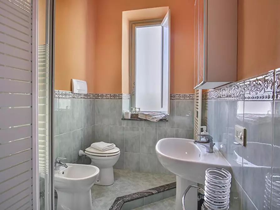 Immagine 4 di Appartamento in affitto  in Viale San Concordio  356 a Lucca