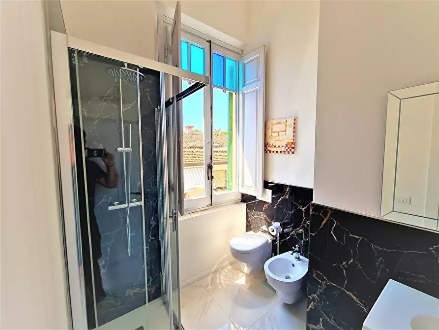 Immagine 3 di Albergo/B&B/Residence in affitto  in via silvio pellico  62 a Viareggio