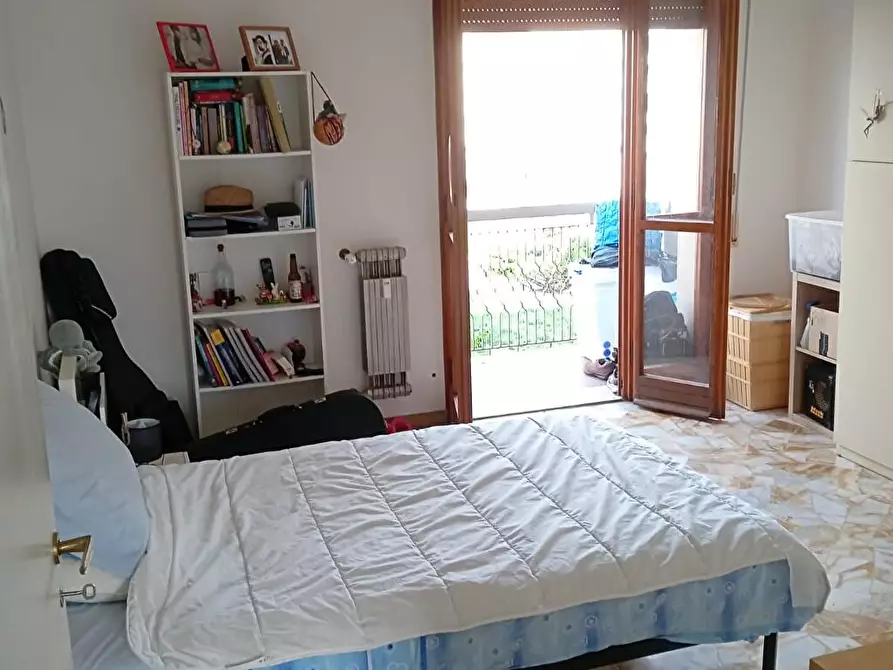 Immagine 1 di Stanza singola in affitto  a Firenze