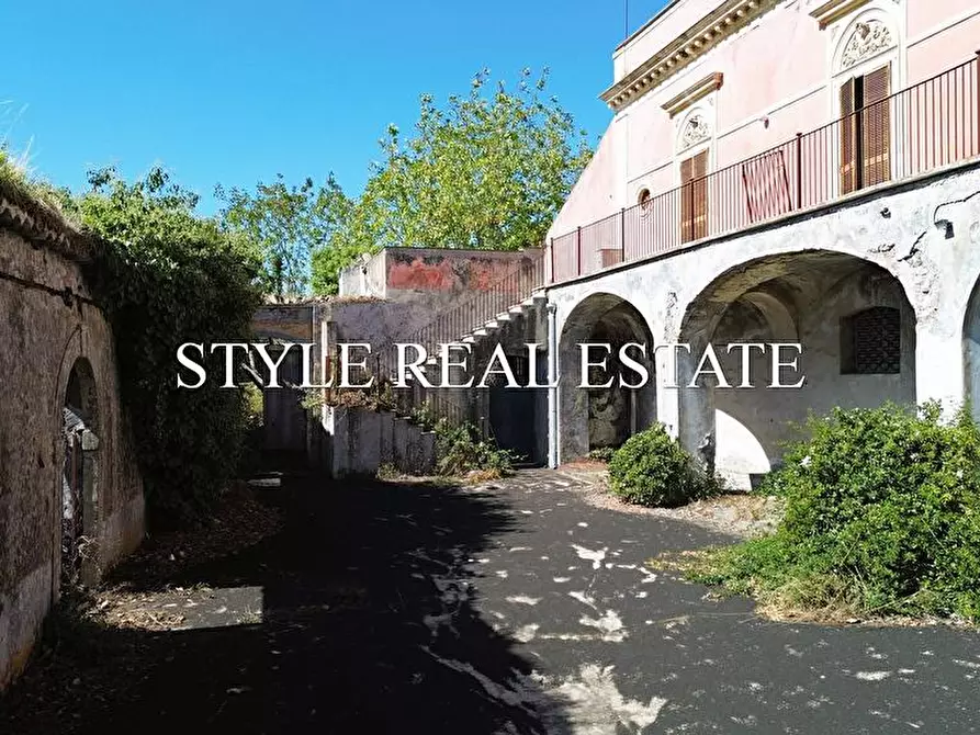 Immagine 4 di Albergo/B&B/Residence in vendita  in Via Aldo Moro a Viagrande