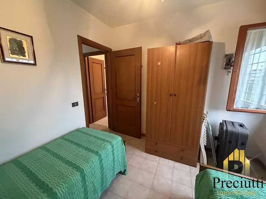 Immagine 25 di Villa in vendita  in VIA DELLA PINETA DI FREGENE 1 a Fiumicino