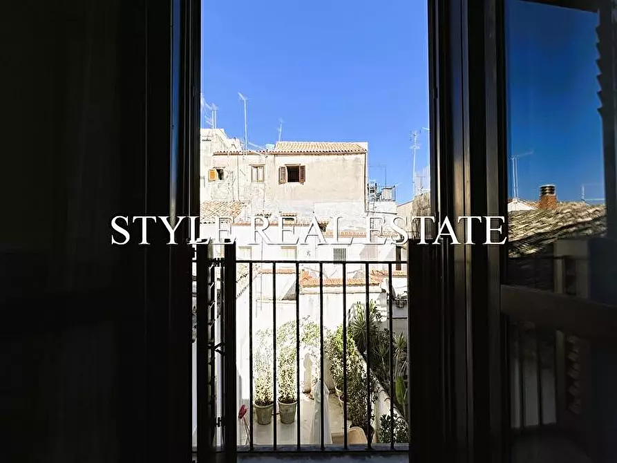 Immagine 13 di Appartamento in vendita  in via logoteta a Siracusa