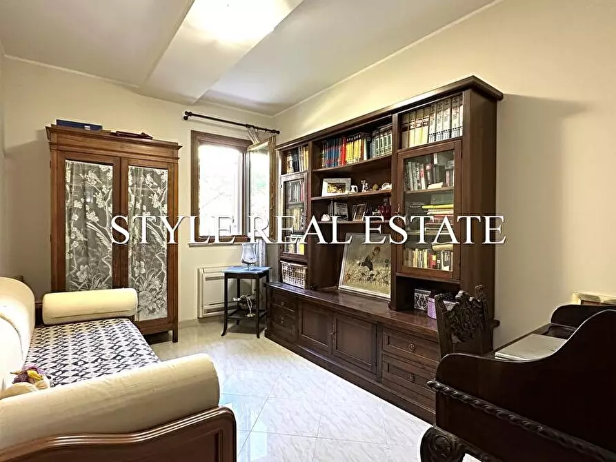 Immagine 15 di Villa in vendita  in via nino consiglio - a Siracusa