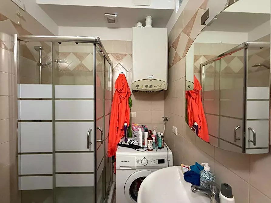 Immagine 8 di Appartamento in affitto  a Parma