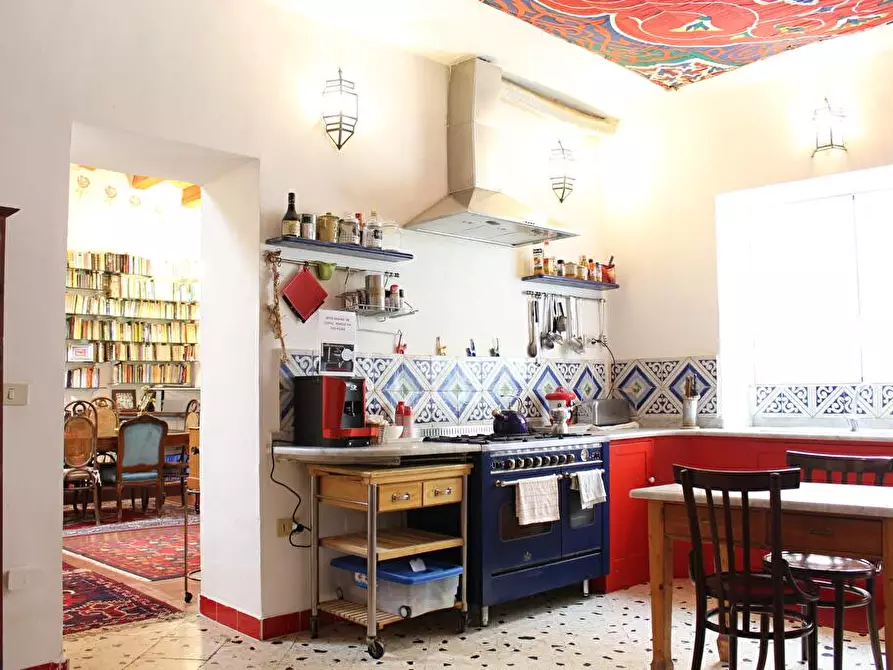 Immagine 14 di Camera in affitto  in Via Argenteria  19 a Palermo