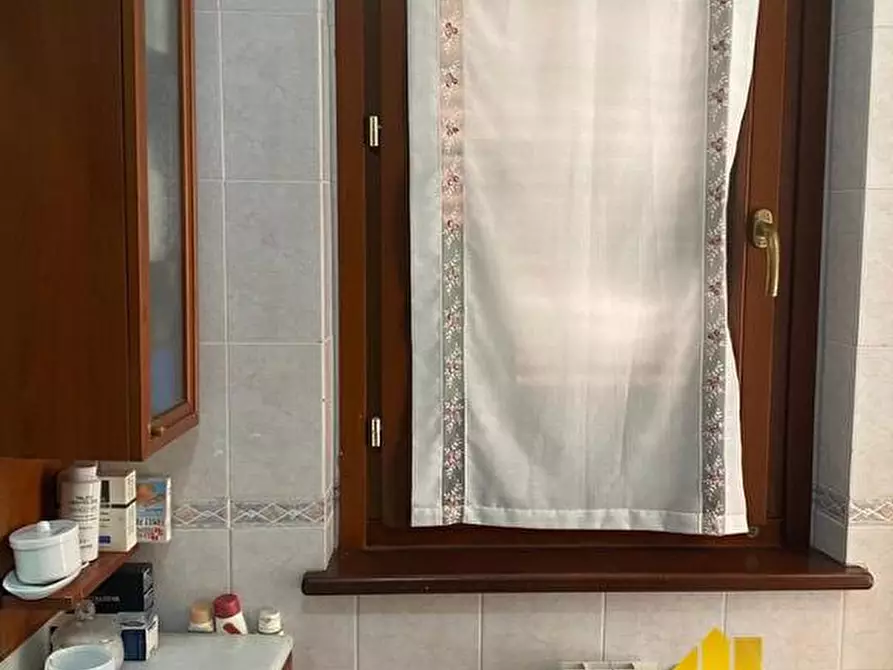 Immagine 12 di Villa in vendita  in VIA PIETRO UBALDO ANGELETTI 58 a Roma