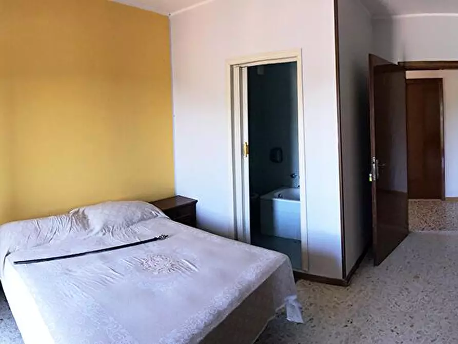 Immagine 36 di Albergo/B&B/Residence in vendita  in Via Villa snc a Liberi