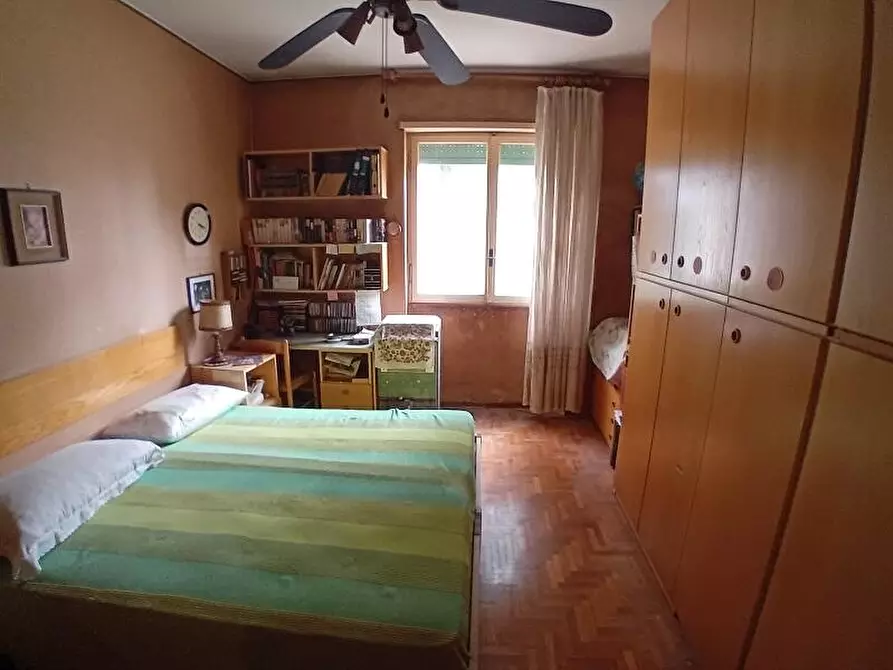 Immagine 12 di Appartamento in vendita  in via Gaetano Salvemni  5 a Milano