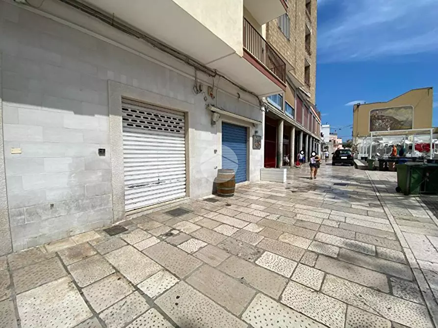 Immagine 5 di Attività commerciale in vendita  in p.tta Mercato  2 a Manfredonia