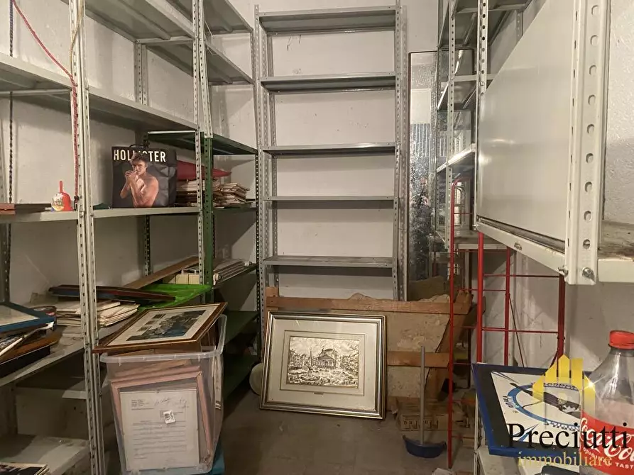 Immagine 21 di Appartamento in vendita  in VIA VINCENZO VELA 35 a Roma