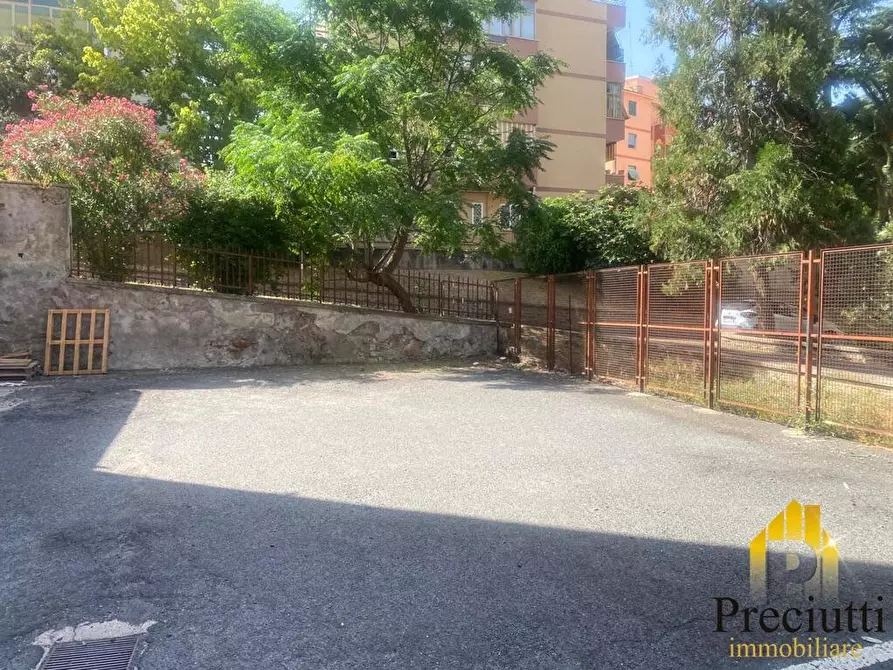 Immagine 13 di Magazzino in vendita  in VIA DI BRAVETTA 244 a Roma