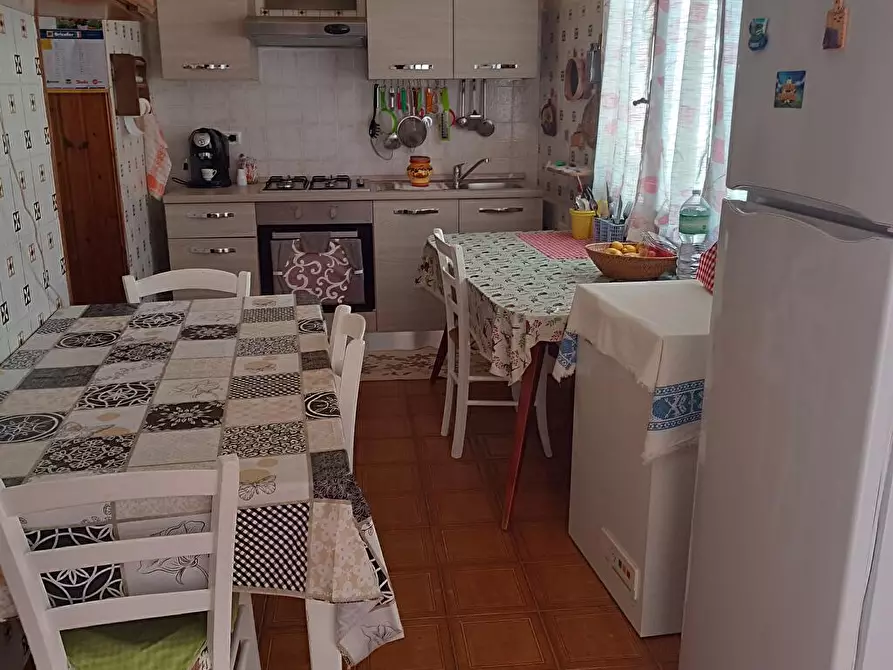 Immagine 1 di Casa di paese in affitto  a Sant'antioco