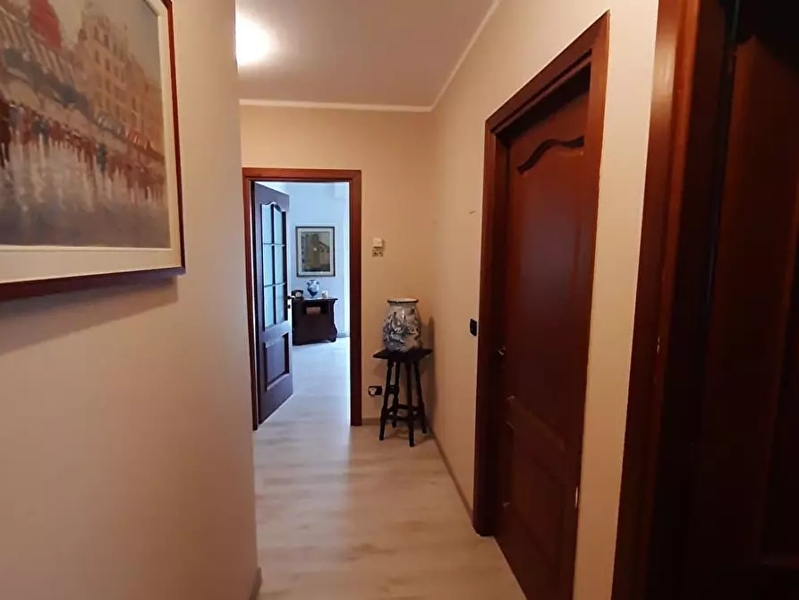 Immagine 5 di Appartamento in vendita  a Savona