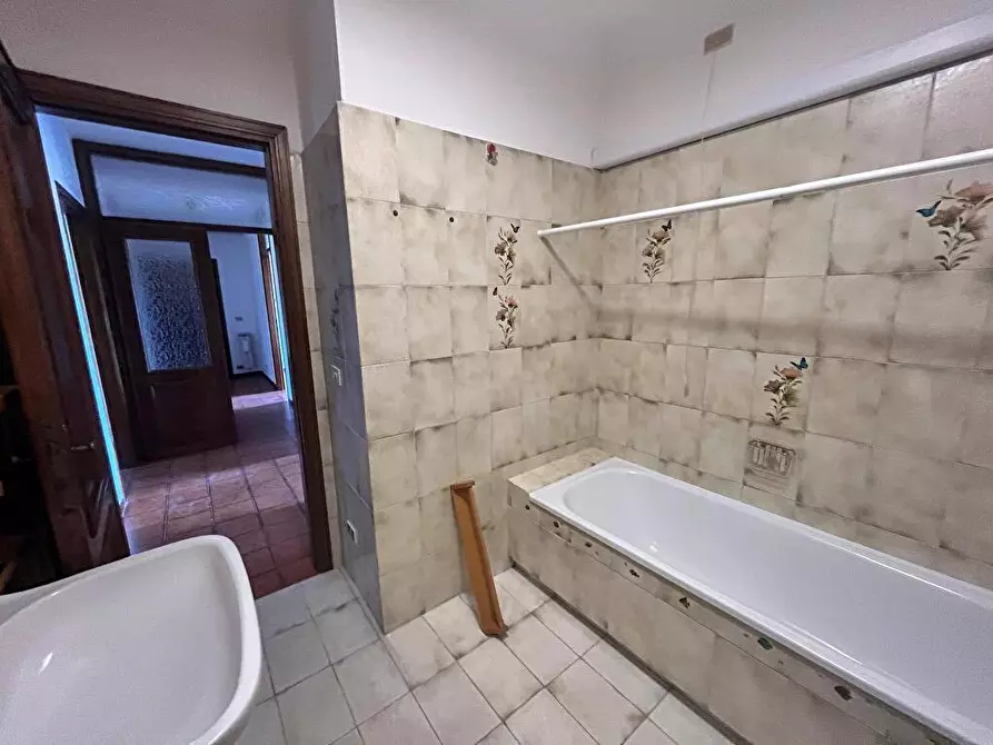 Immagine 13 di Appartamento in vendita  a Cascina