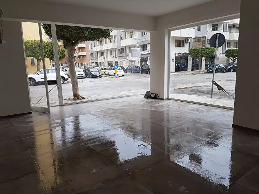 Immagine 1 di Attività commerciale in affitto  in Via Mario Nuccio  22 a Marsala