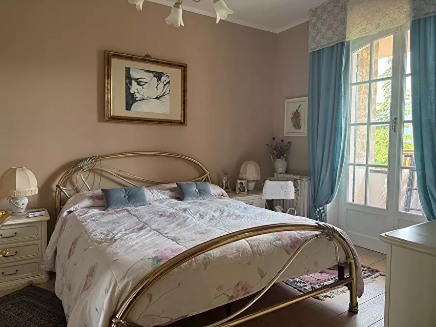 Immagine 6 di Appartamento in vendita  a Borgo Val Di Taro