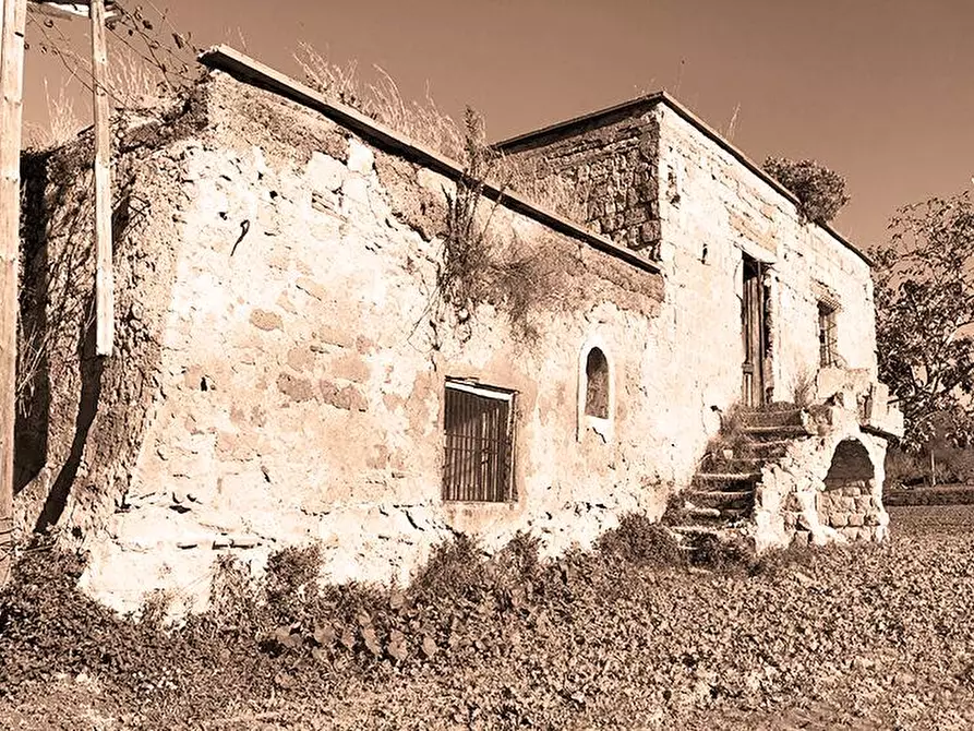 Immagine 11 di Stabile in vendita  in Via Cigliano snc a Pozzuoli