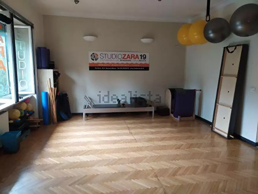 Immagine 3 di Ufficio in affitto  in Via Zara  19/4 a Genova