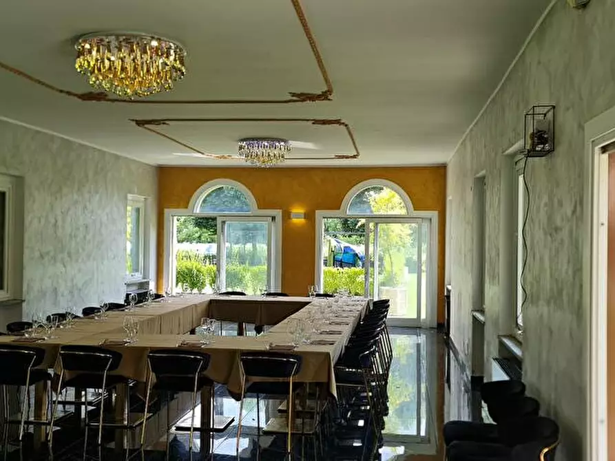 Immagine 9 di Attività commerciale in affitto  in Via Lambro 38 a Macherio