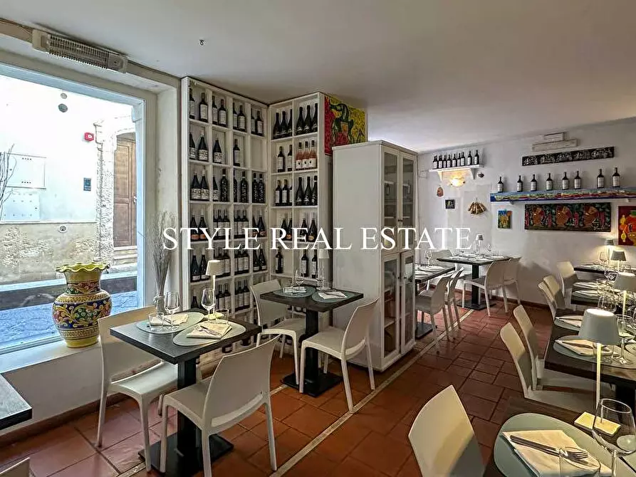 Immagine 25 di Bar / Ristorante in vendita  in Via Giuseppe Maria Capodieci 6 a Siracusa