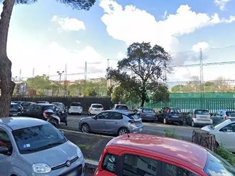 Immagine 2 di Ufficio in affitto  in P.LE DEL CARAVAGGIO 10 a Roma