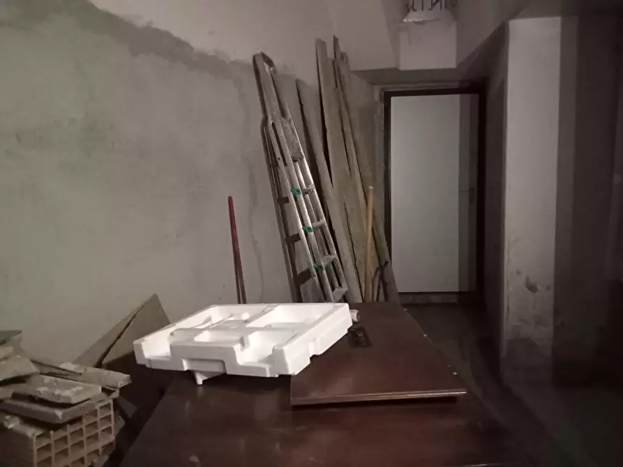 Immagine 1 di Locale residenziale in affitto  in Piazza Lago 1 a Sarno