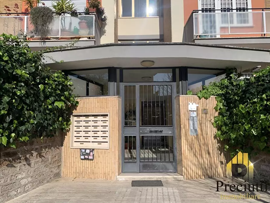 Immagine 4 di Appartamento in vendita  in VIA CAMILLO SERAFINI 15 a Roma
