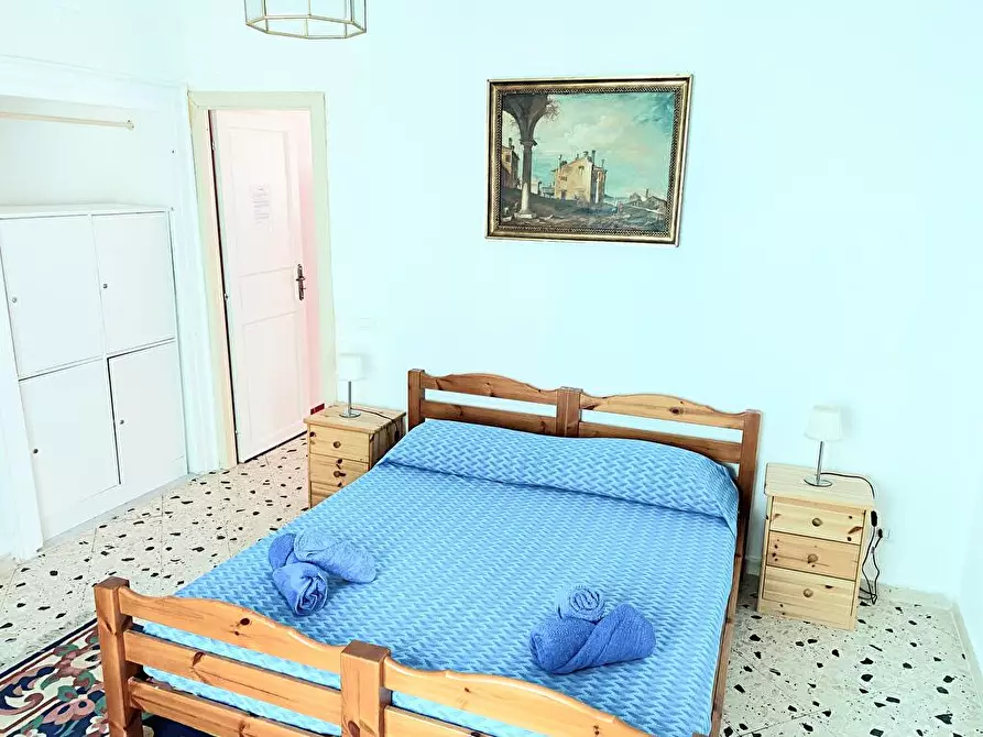 Immagine 5 di Camera in affitto  in Via Argenteria  19 a Palermo