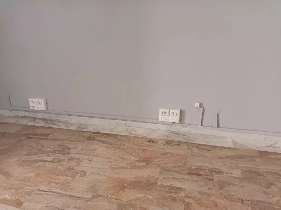 Immagine 7 di Ufficio in affitto  in via guercio 202 a Salerno