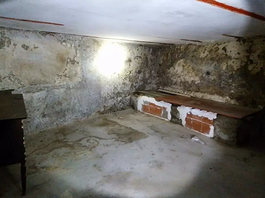 Immagine 3 di Deposito in vendita  in Via Mortaro 1 a Sarno