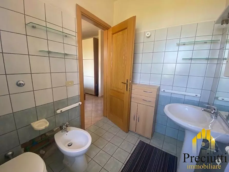 Immagine 19 di Villa in vendita  in VIA DEL CASALETTO 228 a Roma